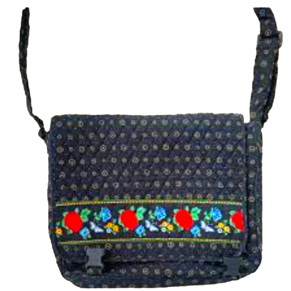 Victoria Hill Quilted Laptop Messenger Bag in Black